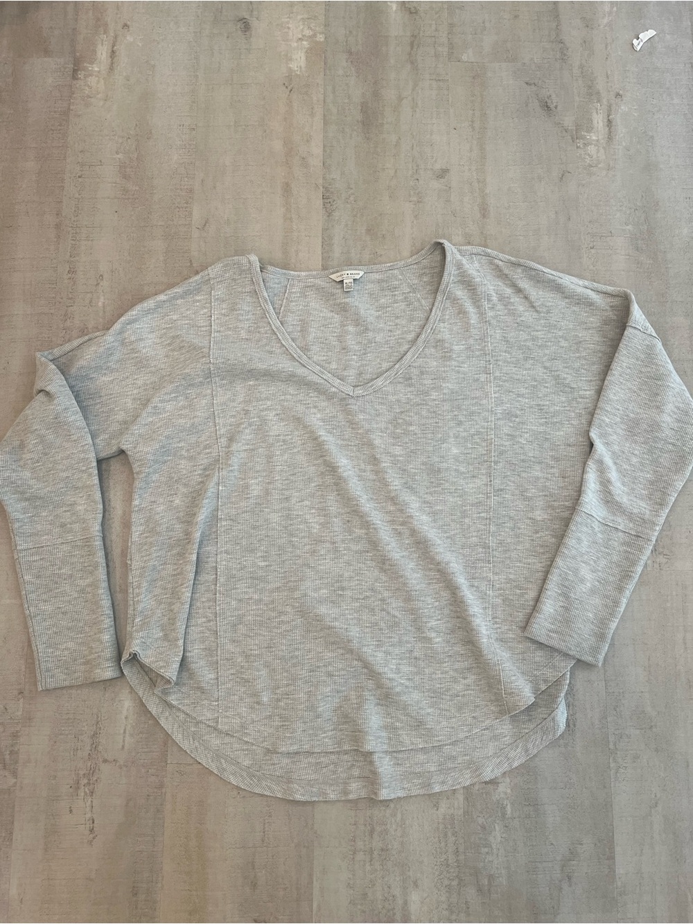Lucky Brand Light Gray V-Neck Long Sleeve